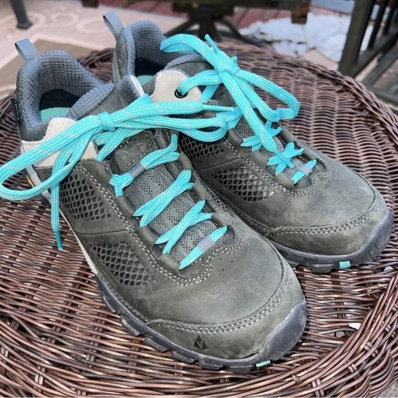 VASQUE WOMEN'S 7369 TALUS AT ULTRADRY LOW HIKING BOOTS SHOES SIZE 10M - Picture 1 of 12